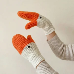 PlushPuddle Duck gloves